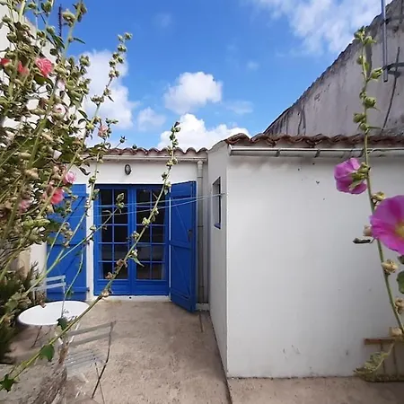 Charmante Maison De Pays Dans Le Centre De St Denis D'oleron