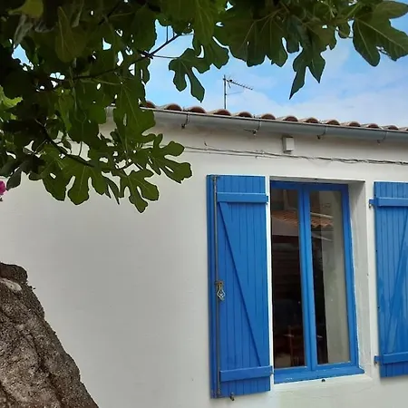 Charmante Maison De Pays Dans Le Centre De St Denis D'oleron 펜션