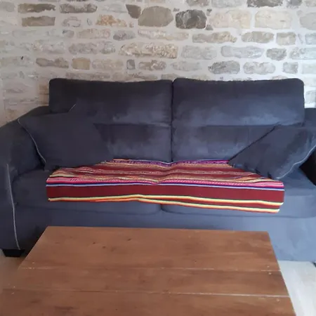 Casa de Férias Charmante Maison De Pays Dans Le Centre De St Denis D'oleron Saint-Denis-dʼOléron