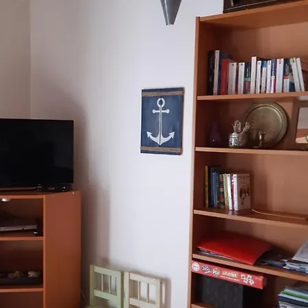 Semesterbostad Charmante Maison De Pays Dans Le Centre De St Denis D'oleron Saint-Denis-dʼOléron