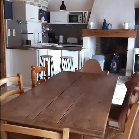 Charmante Maison De Pays Dans Le Centre De St Denis D'oléron * Saint-Denis-dʼOléron